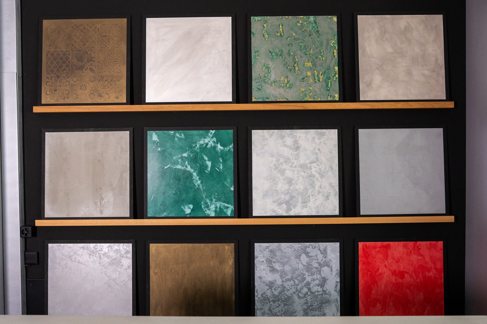 Musterwand mit mineralischen Spachteltechniken